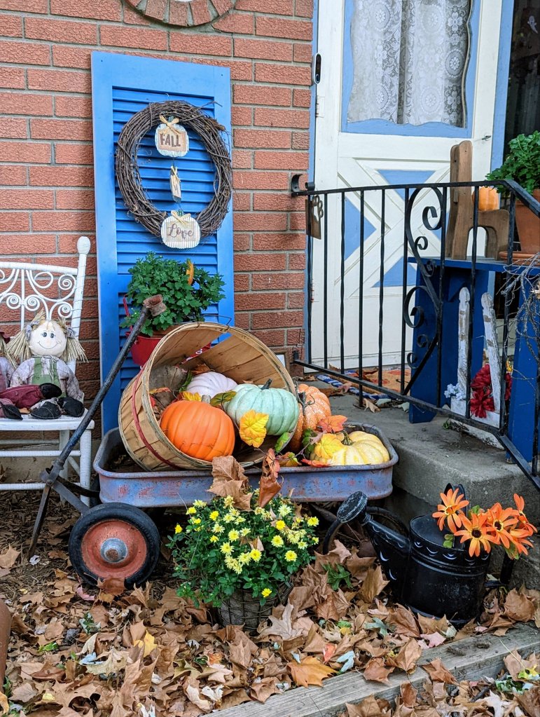 Decorating for a Cozy Thanksgiving: Country Cottage Style – Comfy Lane  Cottage, image size:771x1023